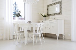 Specchio rettangolare per sala da pranzo.