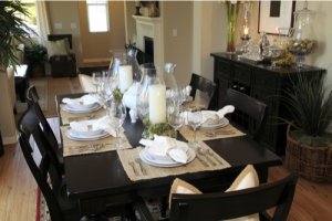 Idee per decorare il tavolo della sala da pranzo