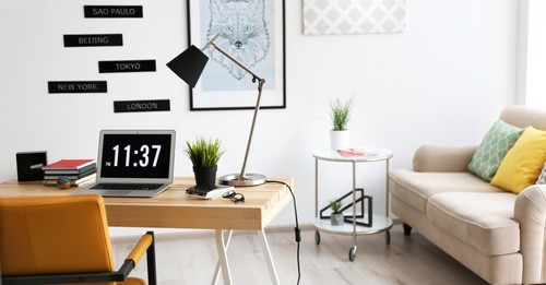 Ufficio in casa, in salotto