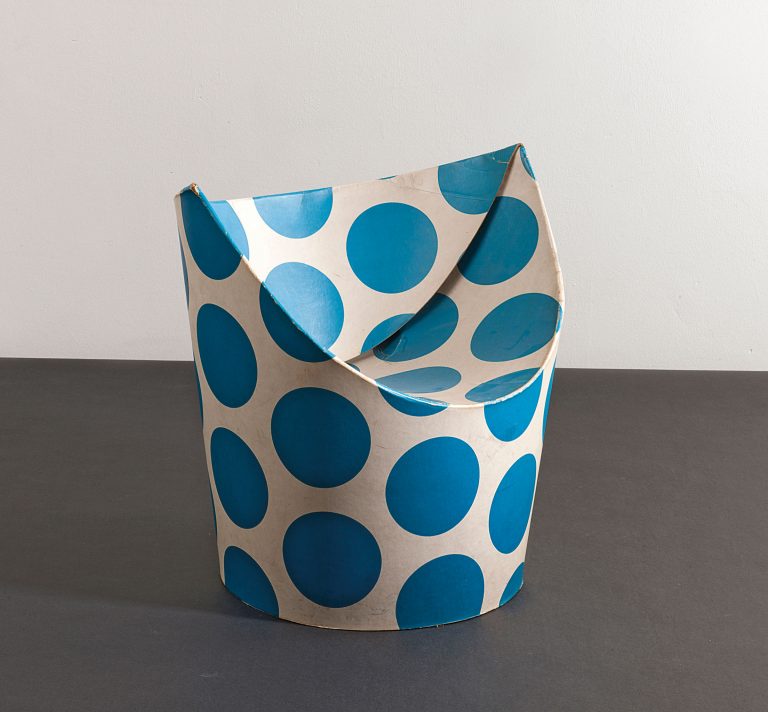 sedia per bimbi in cartone