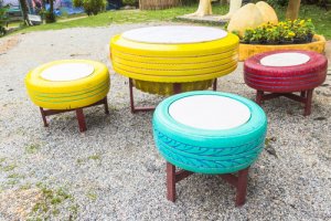 Come usare le gomme dell'auto per personalizzare il giardino