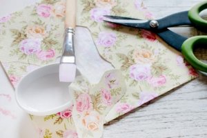 Tecnica del découpage: 2 oggetti perfetti da decorare
