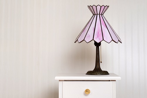 Lampada Tiffany rosa.