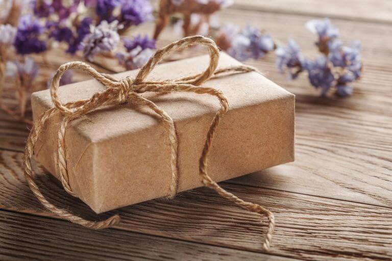 confezionare i regali di natale