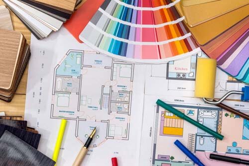 Piani e disegni di interior designer