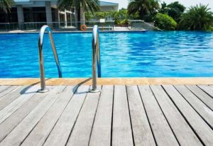 Che serve per montare una piscina in modo corretto?