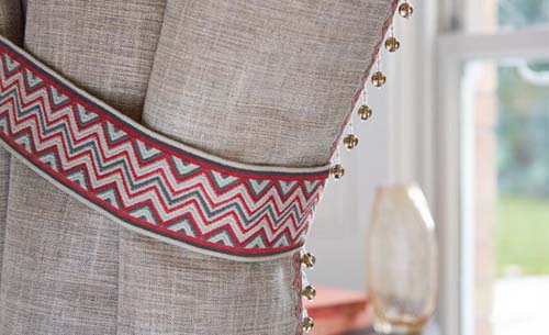 Tenda con passamaneria