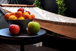 frutta con portafrutta