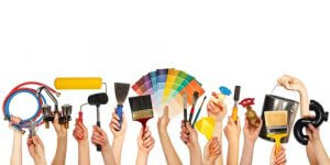 La partecipazione attiva di tutta la famiglia nella decorazione della casa