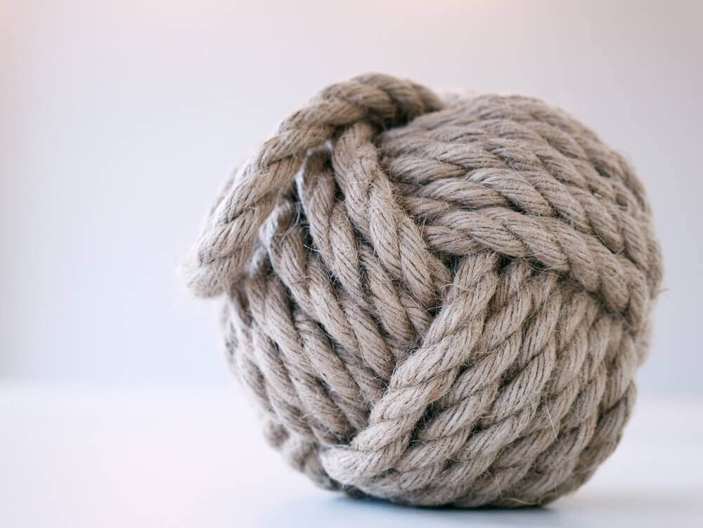 Preparazione delle corde per mensole sospese