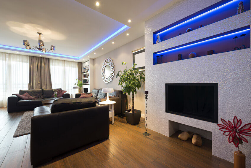 Salone con luci sul soffitto