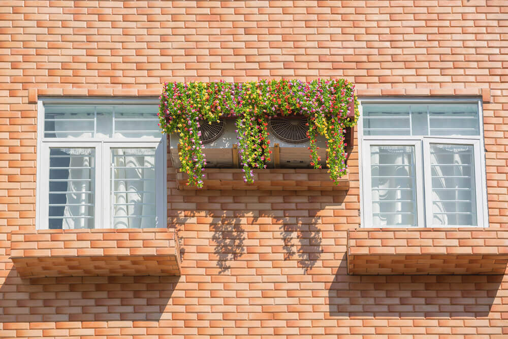 Aria condizionata sulla facciata