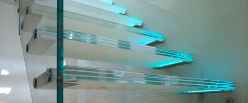 Luci per scala in vetro