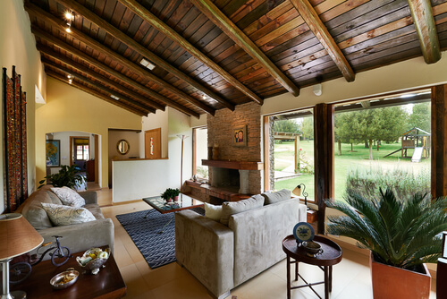 Salotto in stile rustico