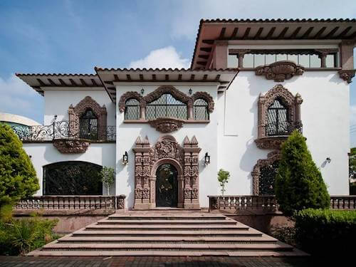 entrata villa neo coloniale