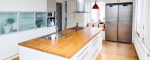 Isole per cucina: 10 ragioni per amarle