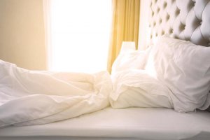 Perché è importante rifare il letto la mattina