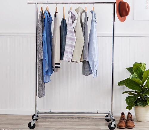Appendiabiti a piantana con ruote