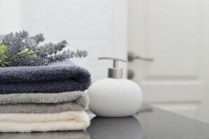 Segreti per abbinare gli asciugamani in bagno