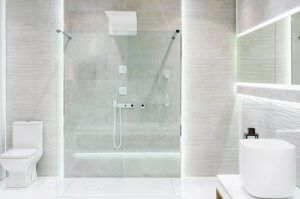 Le docce aperte walk-in: moderne e funzionali