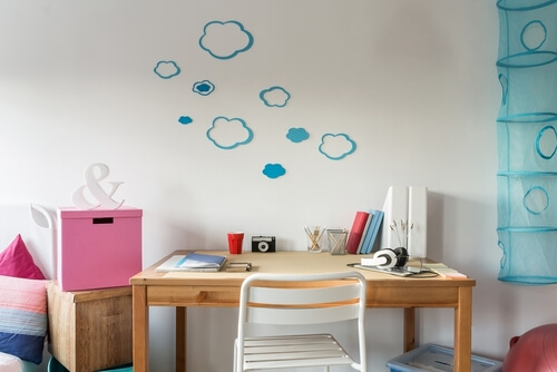 Scrivania con le nuvole