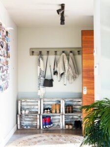 Scarpiera per ordinare le scarpe nell'ingresso