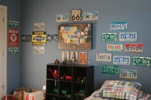 Decorare con cartelli stradali: urban style!