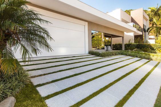 Rampa di accesso al garage