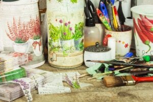 Come fare il decoupage ai mobili e renderli bellissimi