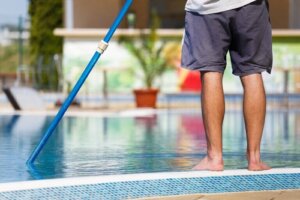 Come risolvere i problemi dell'acqua della piscina