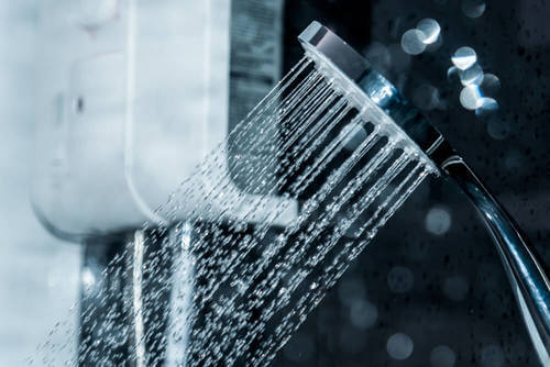 Getto d'acqua calda.