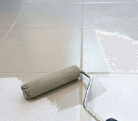 Rullo per pittura sulle piastrelle. Cosa dipingere oltre alle pareti.