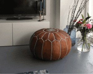 Pouf ottomano in stile marocchino.
