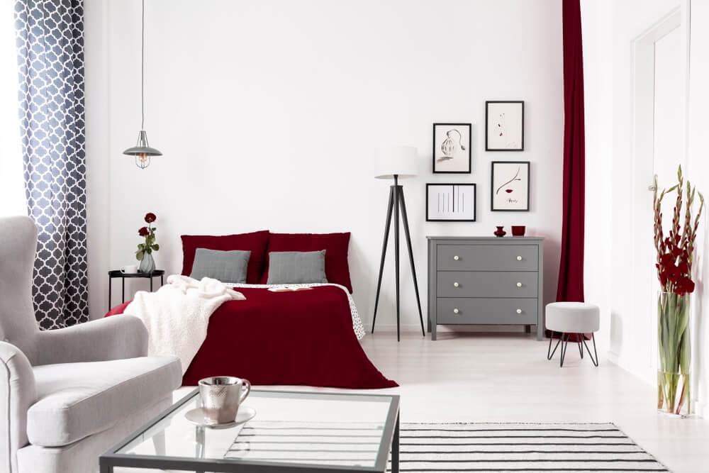 Color vinaccia nella decorazione della casa