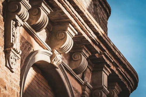L'architrave: uno degli elementi architettonici fondamentali