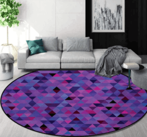 Tappeto multicolore sul viola.