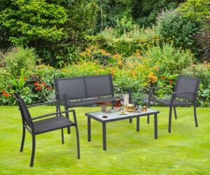 Sedie con textilene: comode, resistenti e facili da pulire