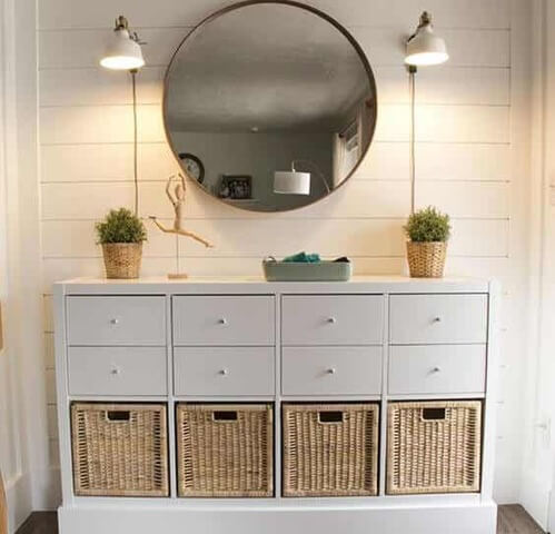 Mobile per l'ingresso.