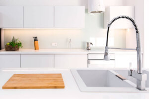 Cucina o bagno, dove ci sono più germi?