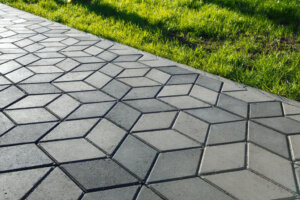 Innamoratevi del cemento stampato per i vostri pavimenti